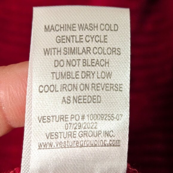 NWT Chenault Women's XL Burgundy Maroon Ox Blood Ribbed Velvet Long Sleeve Dress - Picture 6 of 6